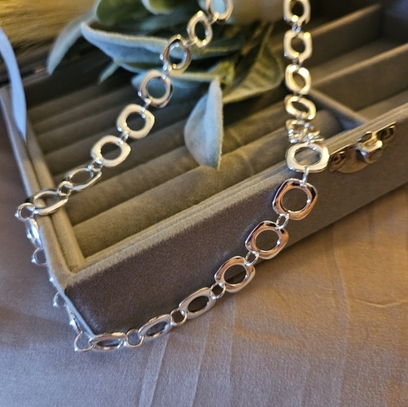 COPY - Elegant, 18 inch, 925 Sterling silver. Square round chain necklace. - Picture 5 of 5